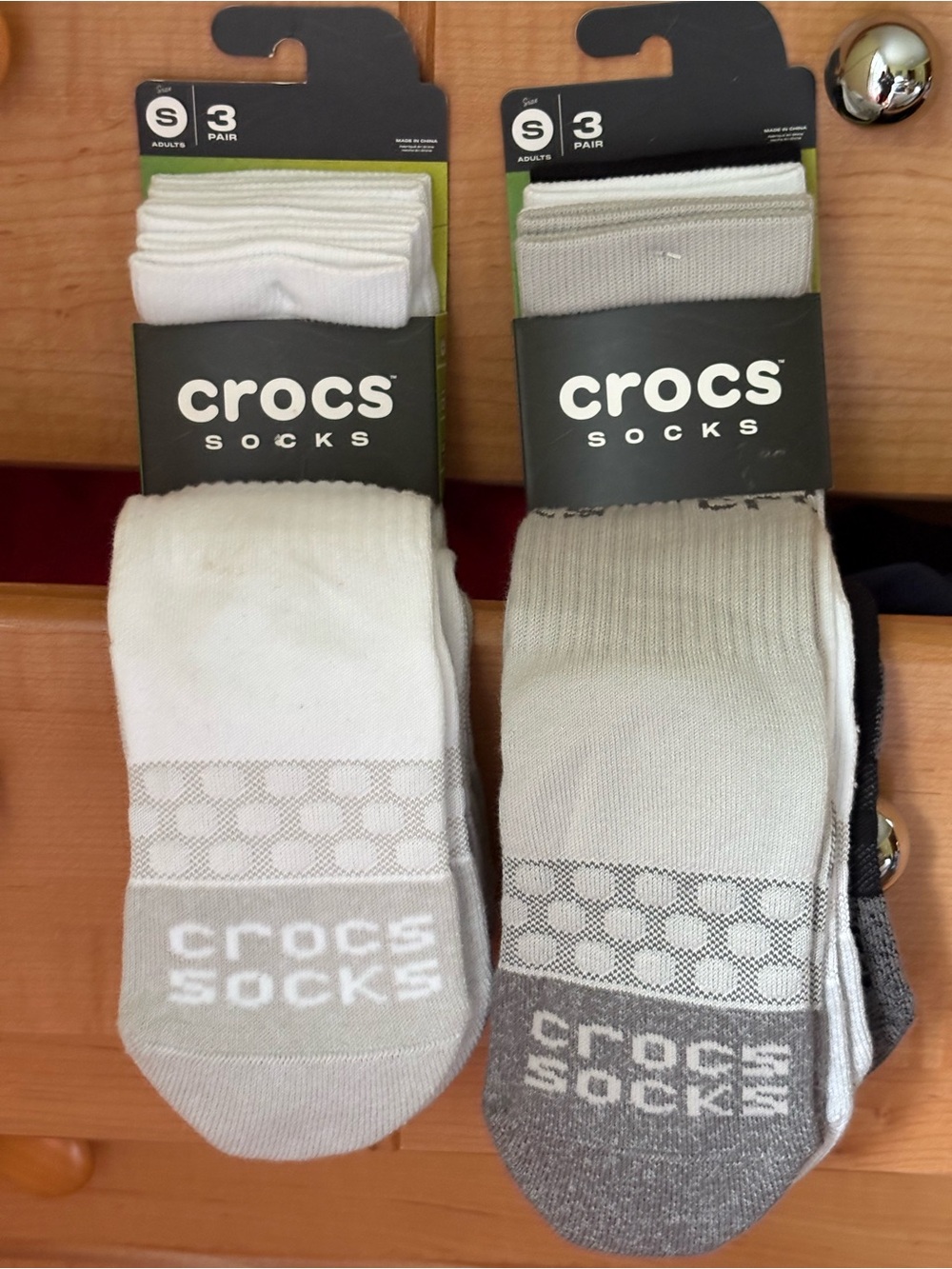 CROCS Adult 3-Pack Crew Socks NWT
